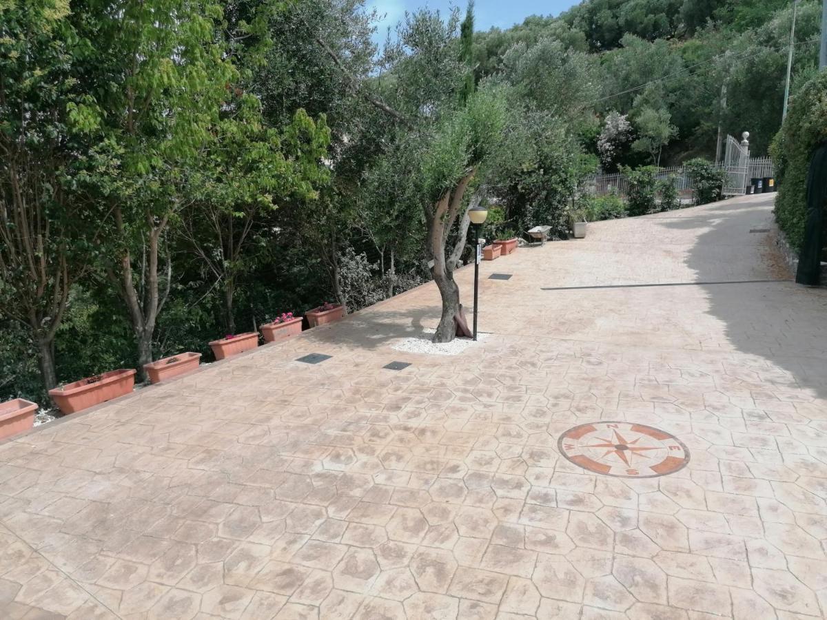 Ferienwohnung Il Mare Di Elea Ascea Exterior foto